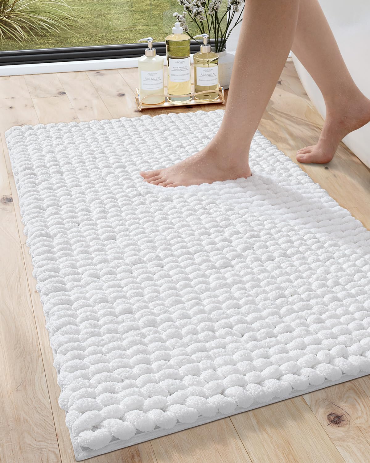 DEXI Chenille Bath Mat — Super Absorbent, Non-Slip, Machine Washable | 24×36″ White