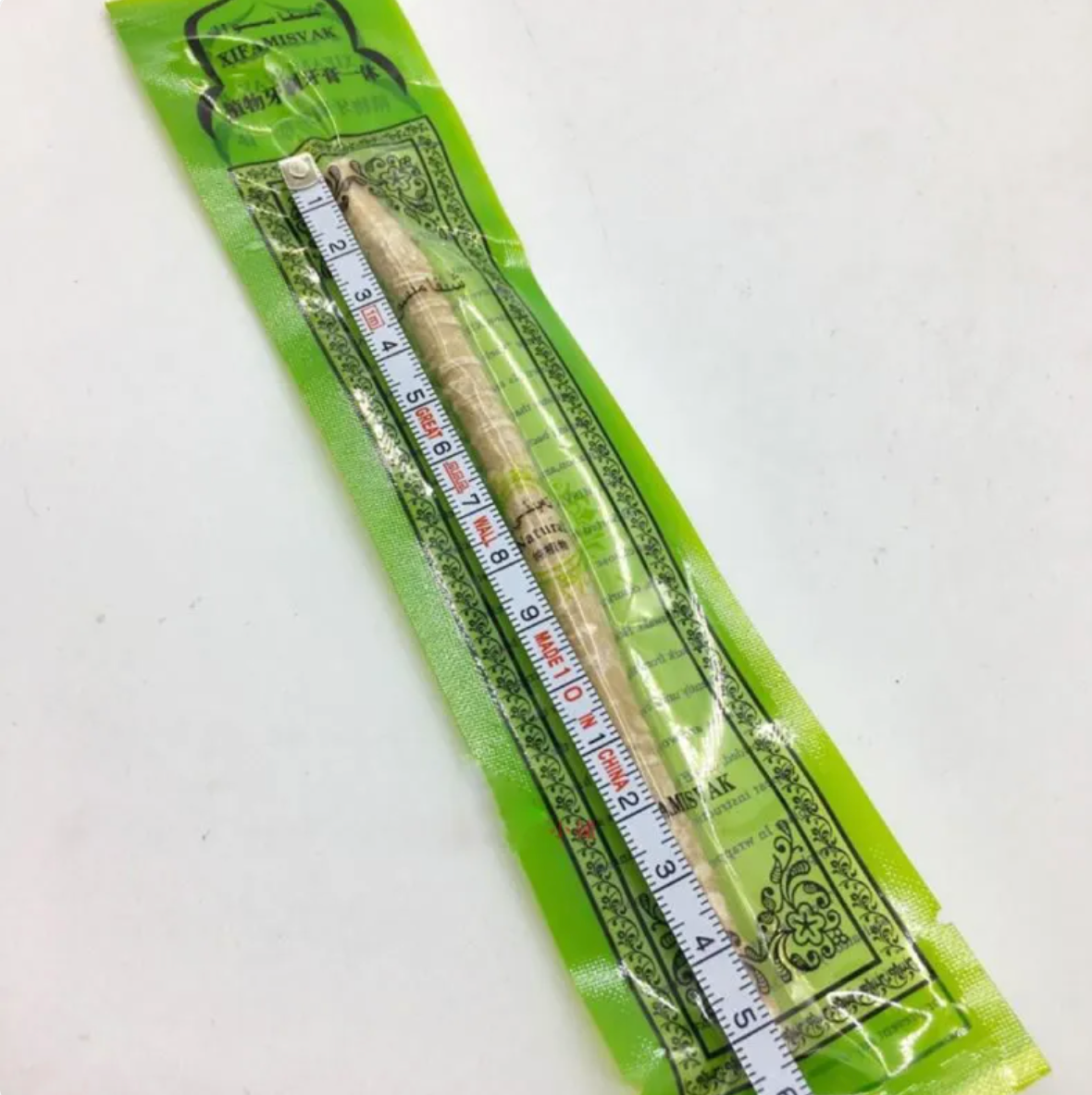 Natural Miswak Tooth Cleaning Stick — Traditional Oral Care, 15cm